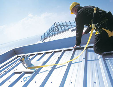 Fall Protection for Roofers: Systems, OSHA Regulations, & Best